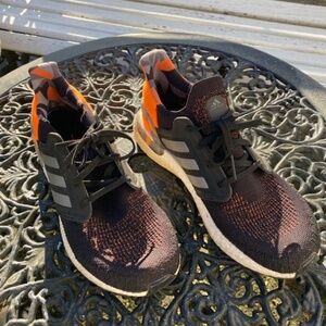 Adidas Primeblue sneakers